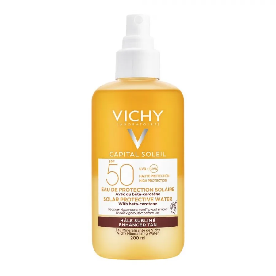Vichy Agua con Efecto Iluminador, Limpia, Hidrata y Protege la Piel, Fotoprotección SPF50+ Contra Rayos UVB y UVA, Fórmula Ultraligera y Ultrafresca, Capital Soleil, 200 ml
